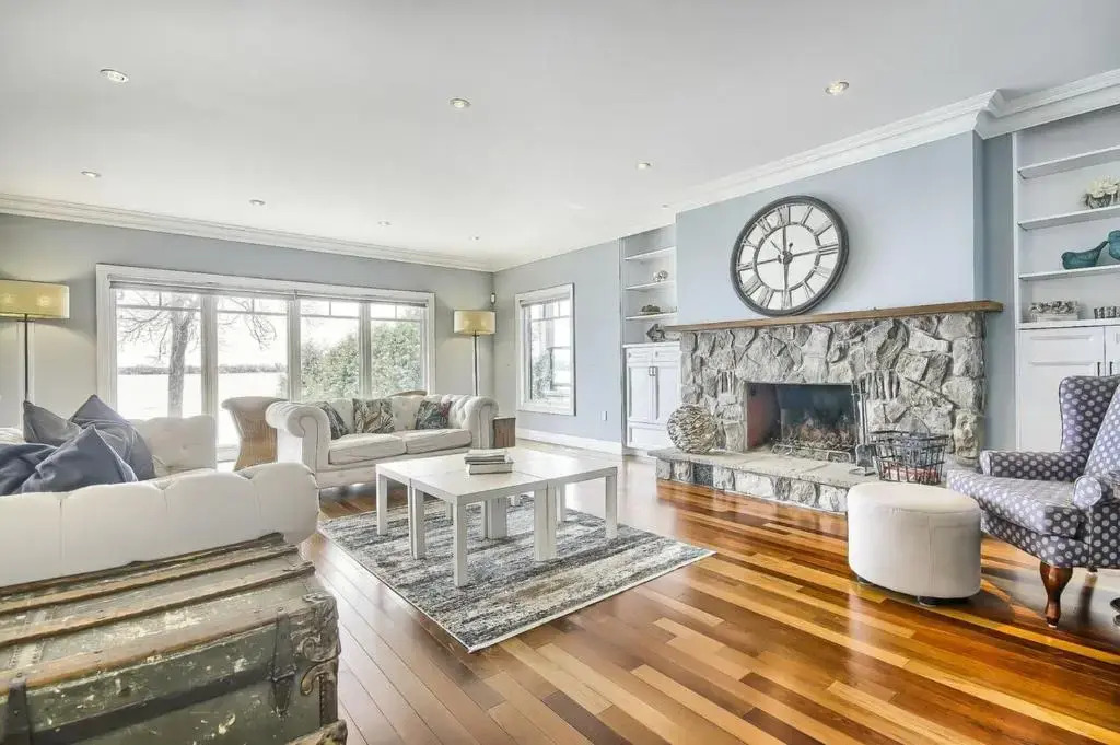 Innisfil Chalet
