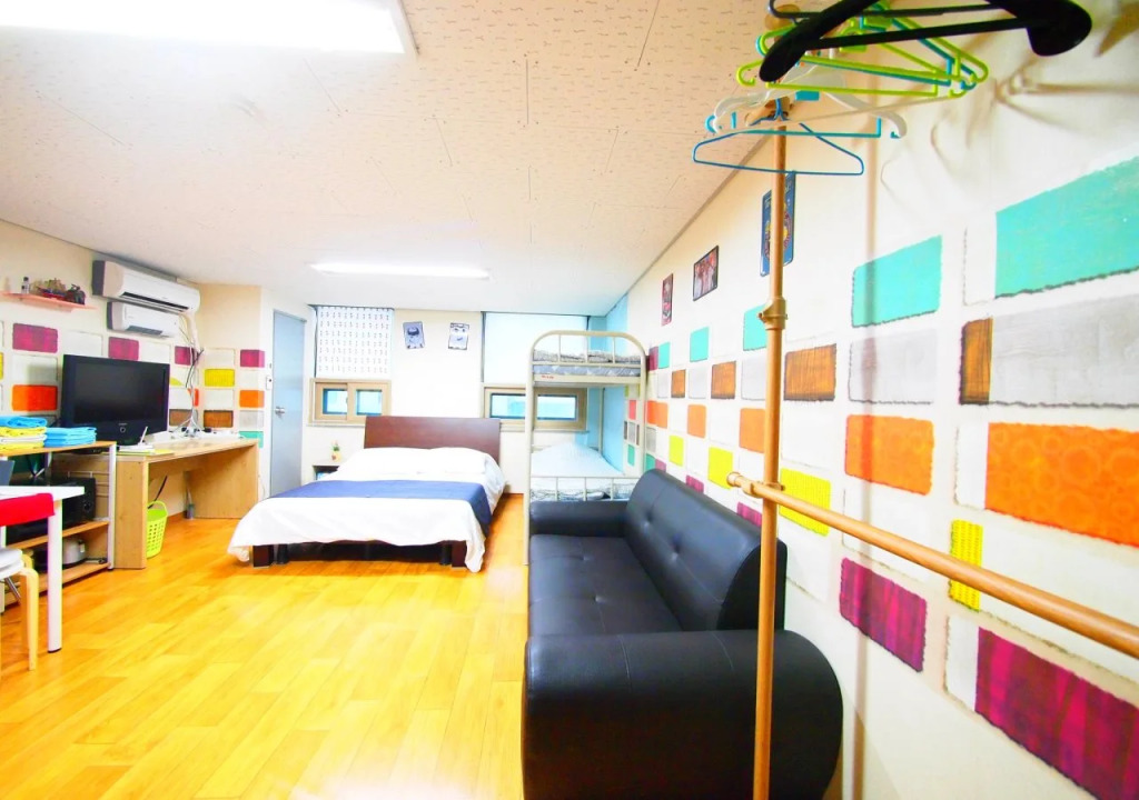 Town Guest House 2