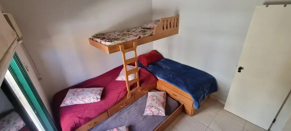 Apartamento com piscina perto do mar de Ubatuba, aceitamos crianças
