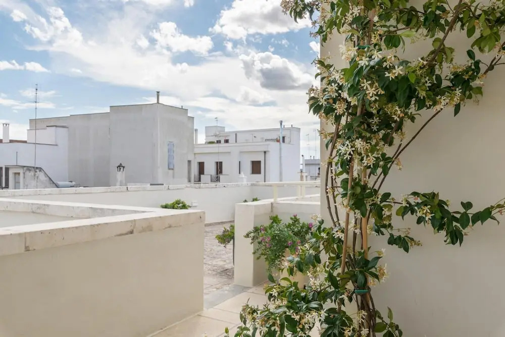 1940 Luxury Accommodations - Rubino Boutique Apartment