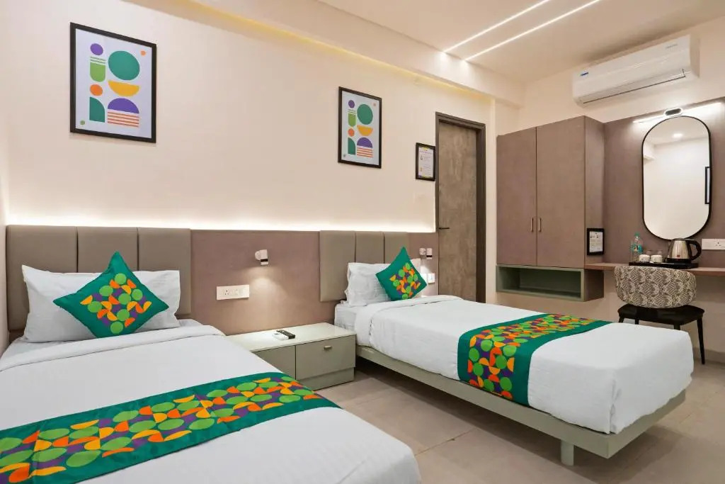 Treebo Premium Hydotel, Hi-Tech City