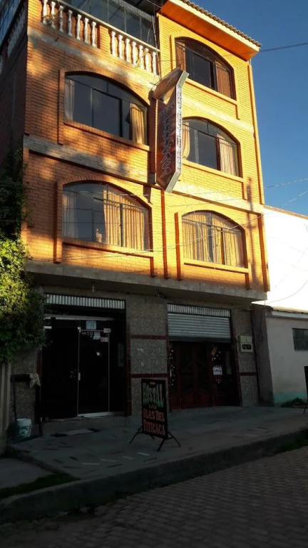 Olas del Titicaca Backpackers Hostel