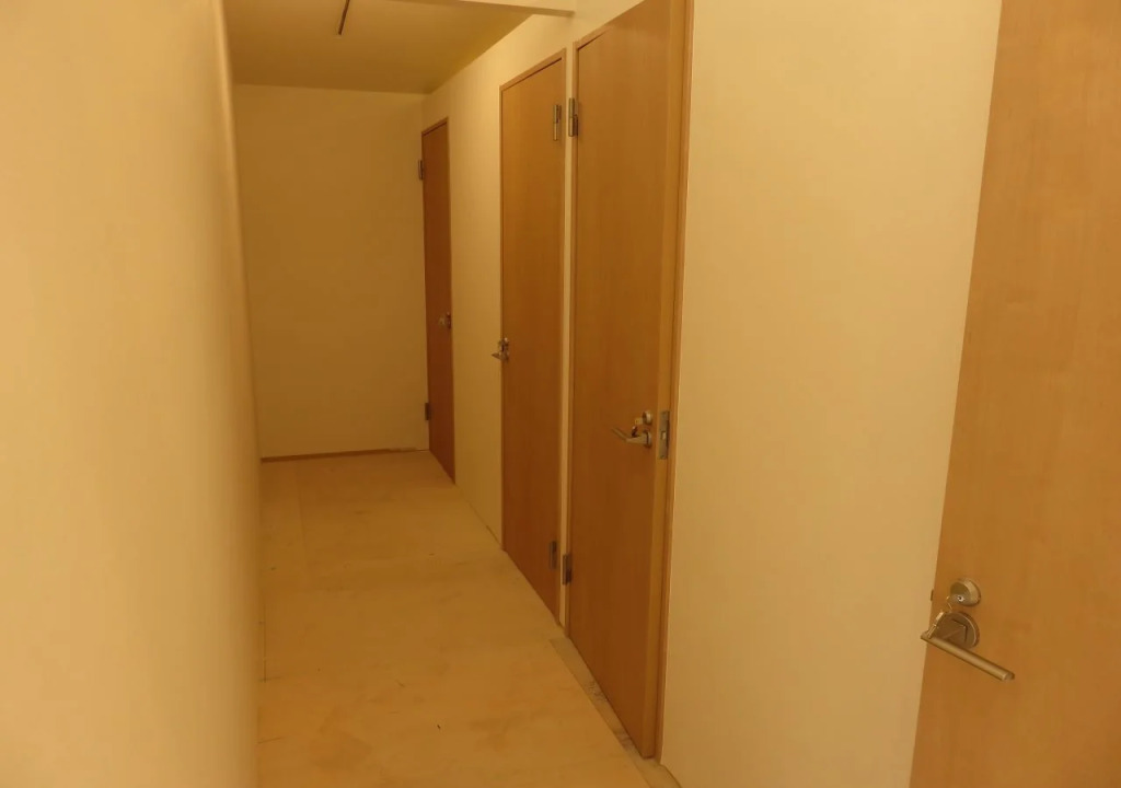 Oak Hostel Cabin