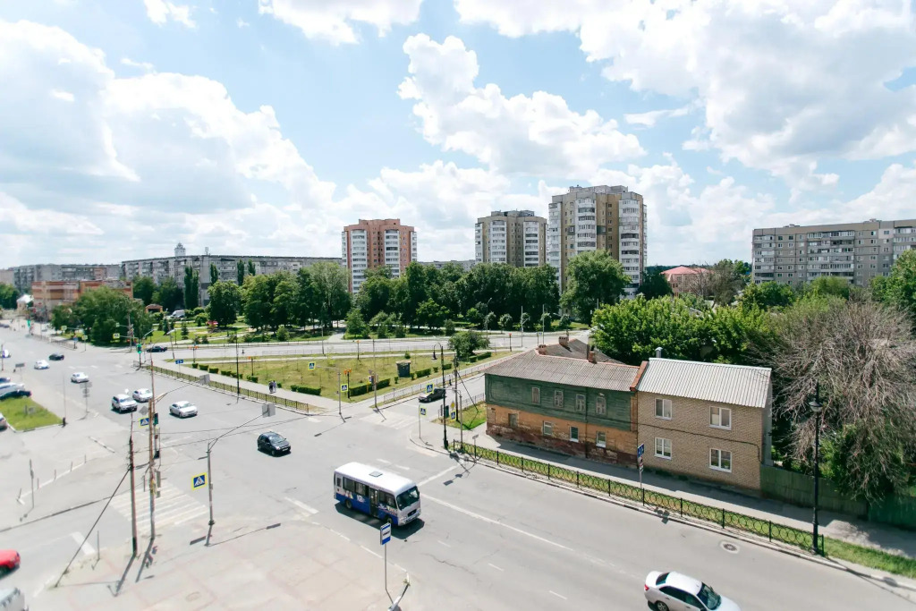PrezentHaus (ПрезентХаус) на Карла Маркса 175 корпус 2