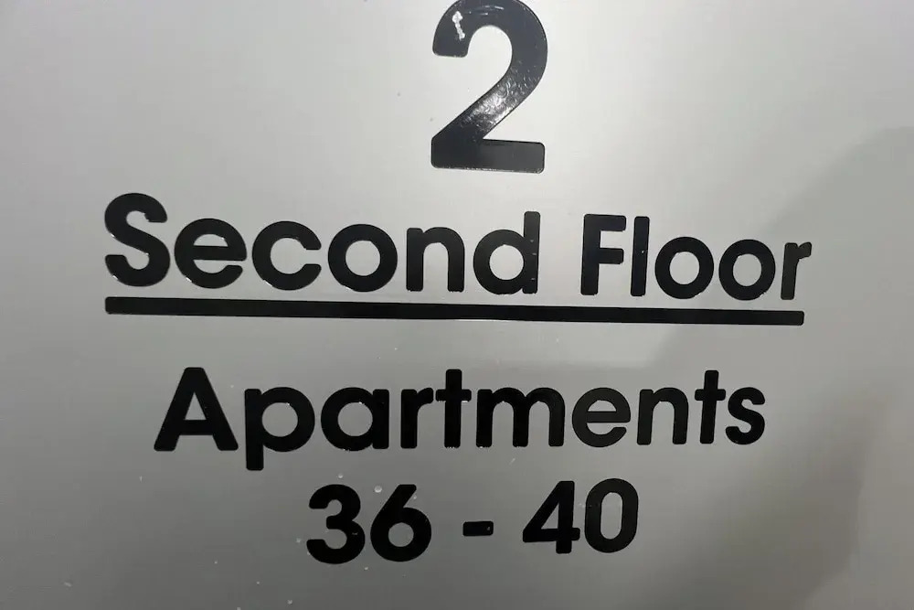 Remarkable 1-bed Apartment in London With Balcony