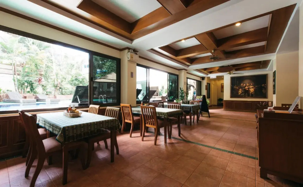 Patong Central Residence and Apartment