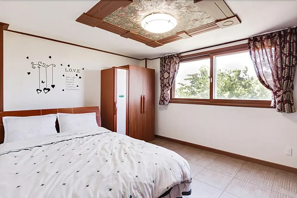Daebudo Blue Sunset Pension