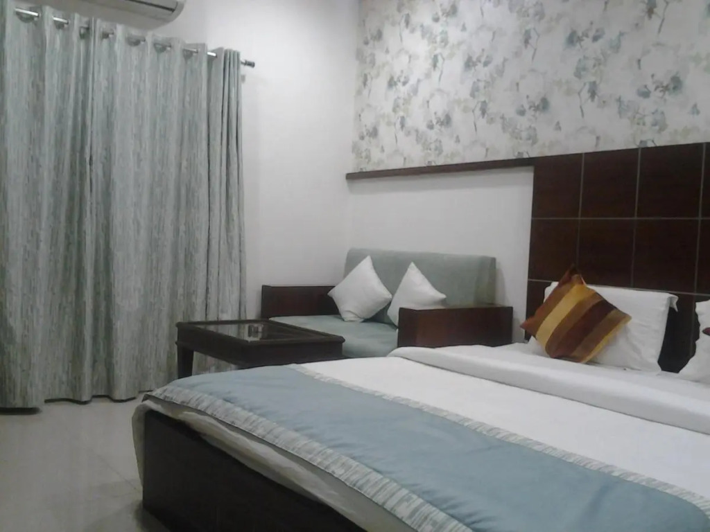 Hotel Annapoorna Residency