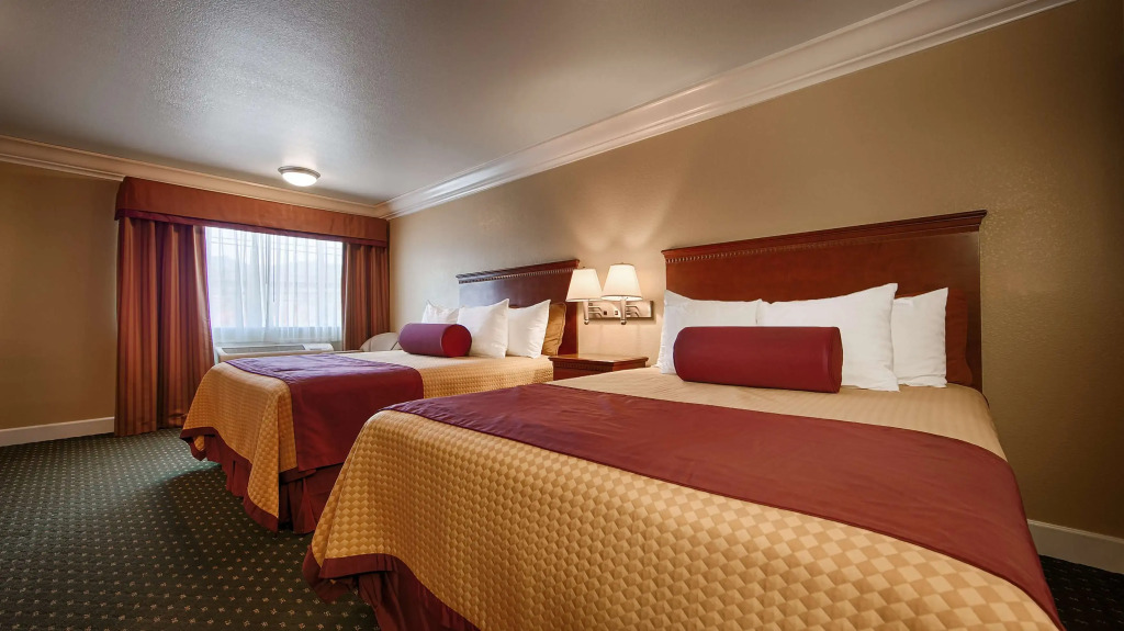 Best Western Willits Inn