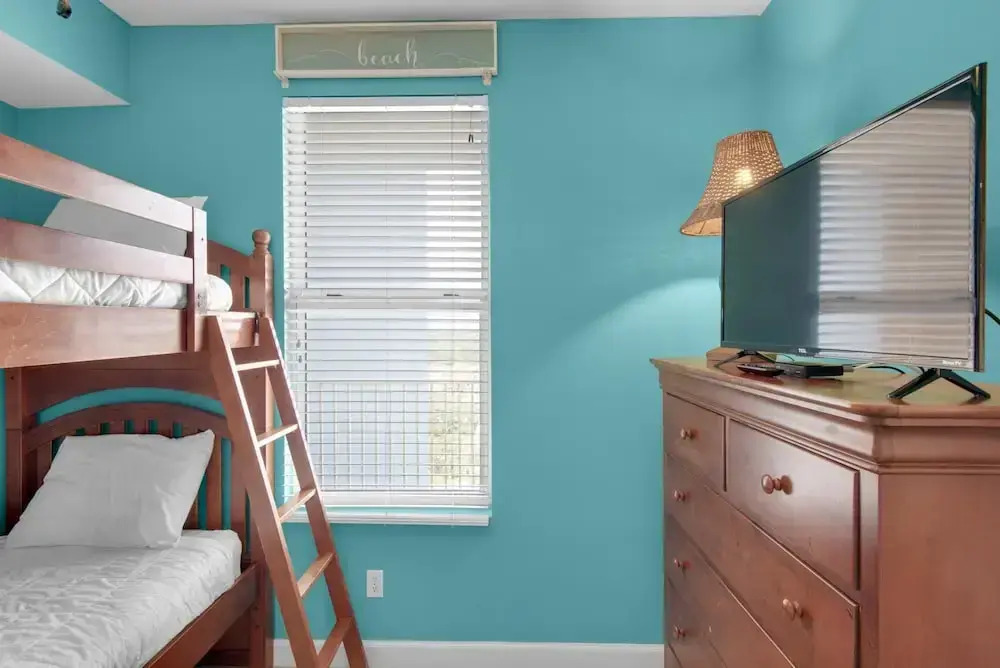 Grandview East 1204 by RealJoy Vacations