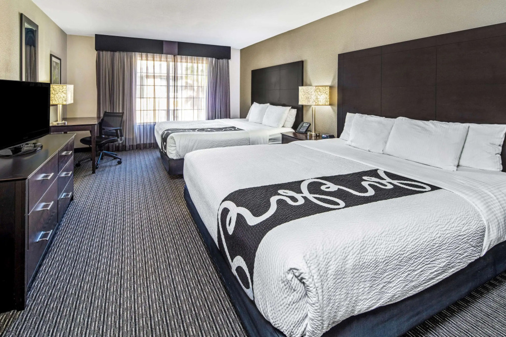 La Quinta by Wyndham Anaheim