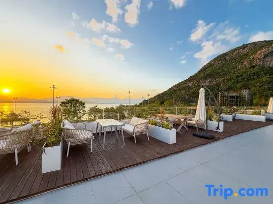Shenzhen Le Chao Ben Yue Seaside Residence  Hotel