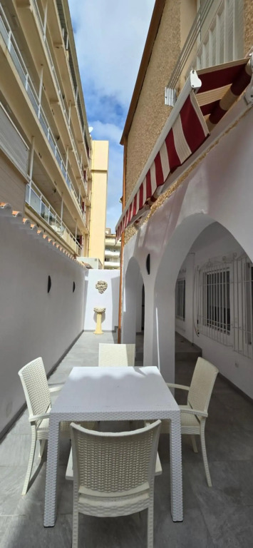 2 bedrooms, Las Plumas