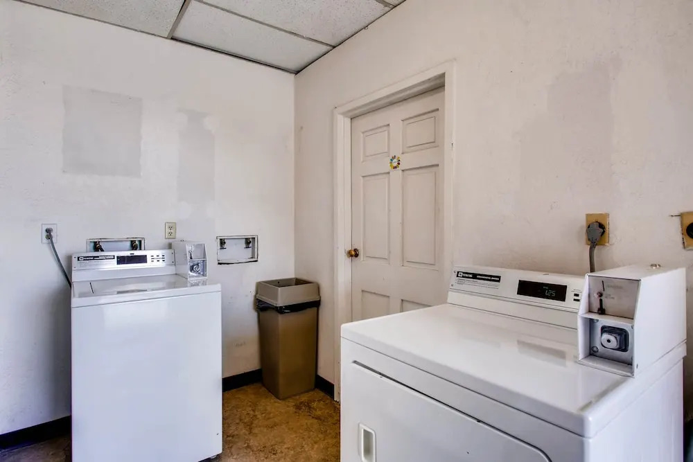 1 Br + Loft With Mountain Views 1 Bedroom Condo - No Cleaning Fee! by RedAwning