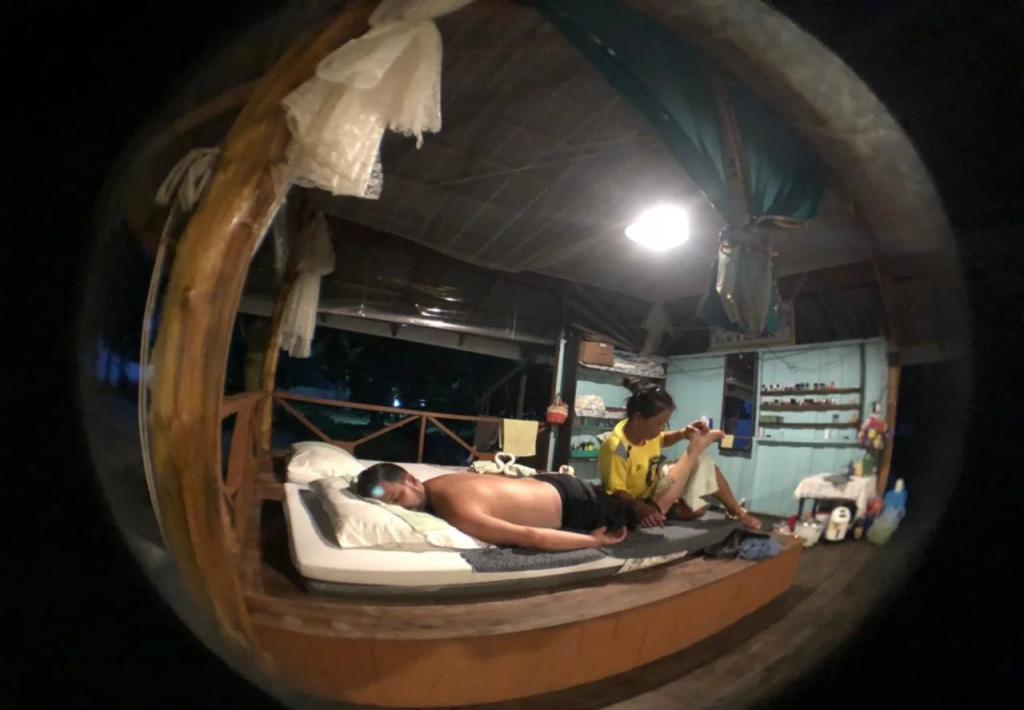 Koh Ngai Kaimuk Thong Resort