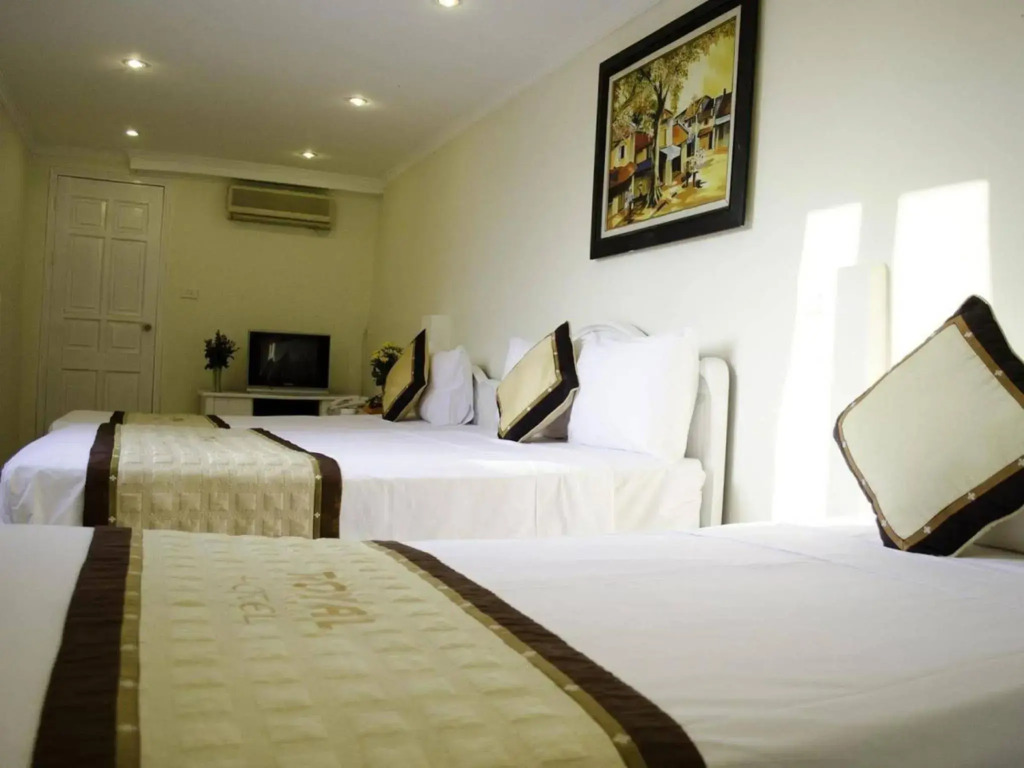 Blue Moon Hotel