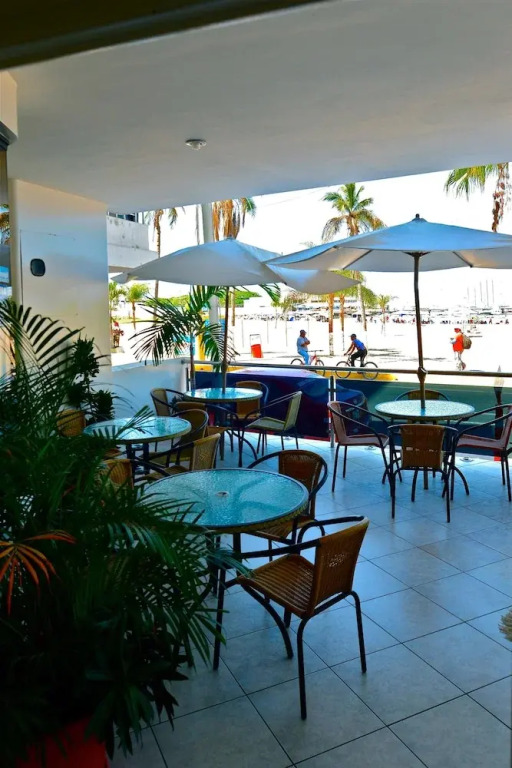 Hotel Casablanca Suites