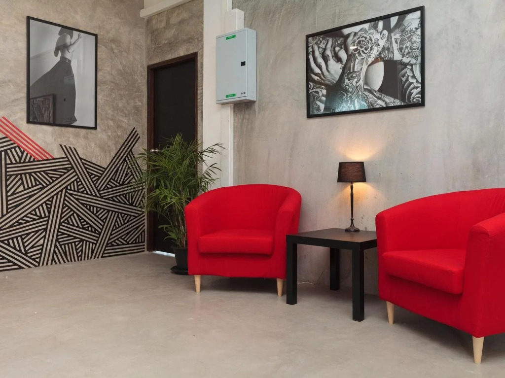 Kama Bangkok - Boutique Bed & Breakfast - Hostel
