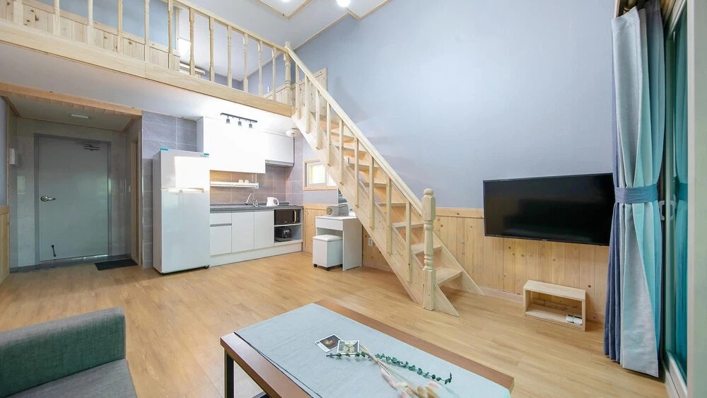 Yeosu Geumo Island Joy Pension