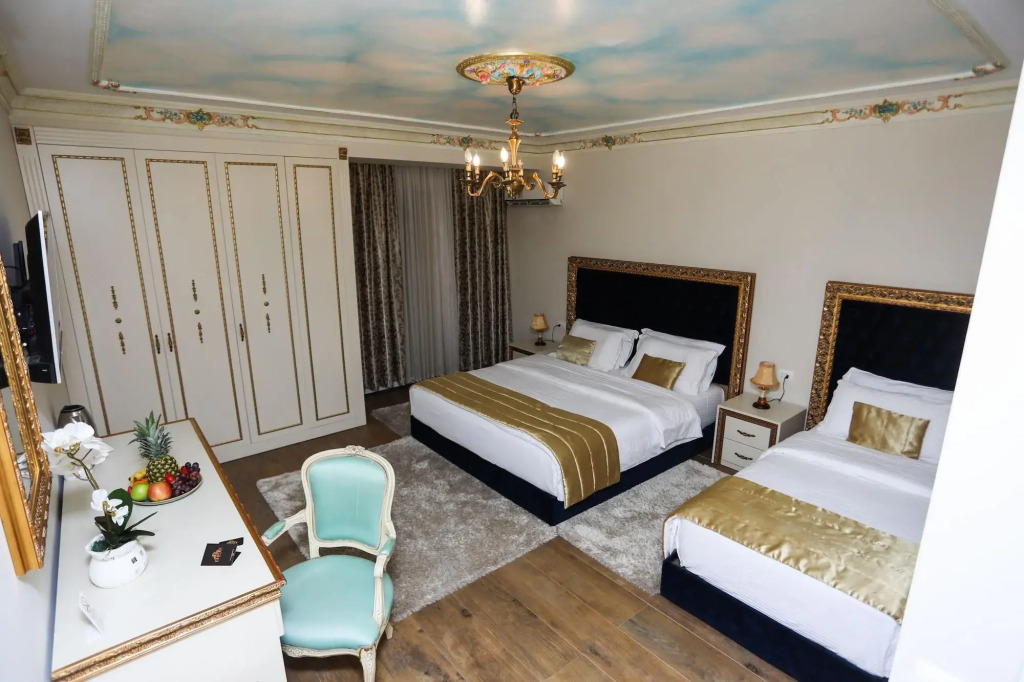 Hotel Empire Albania