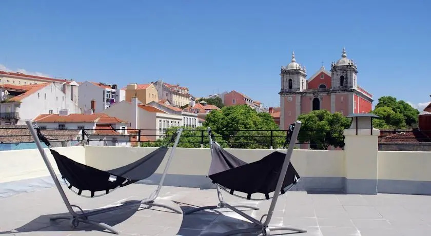 Lisbon Inside Connect — Lapa Apartments
