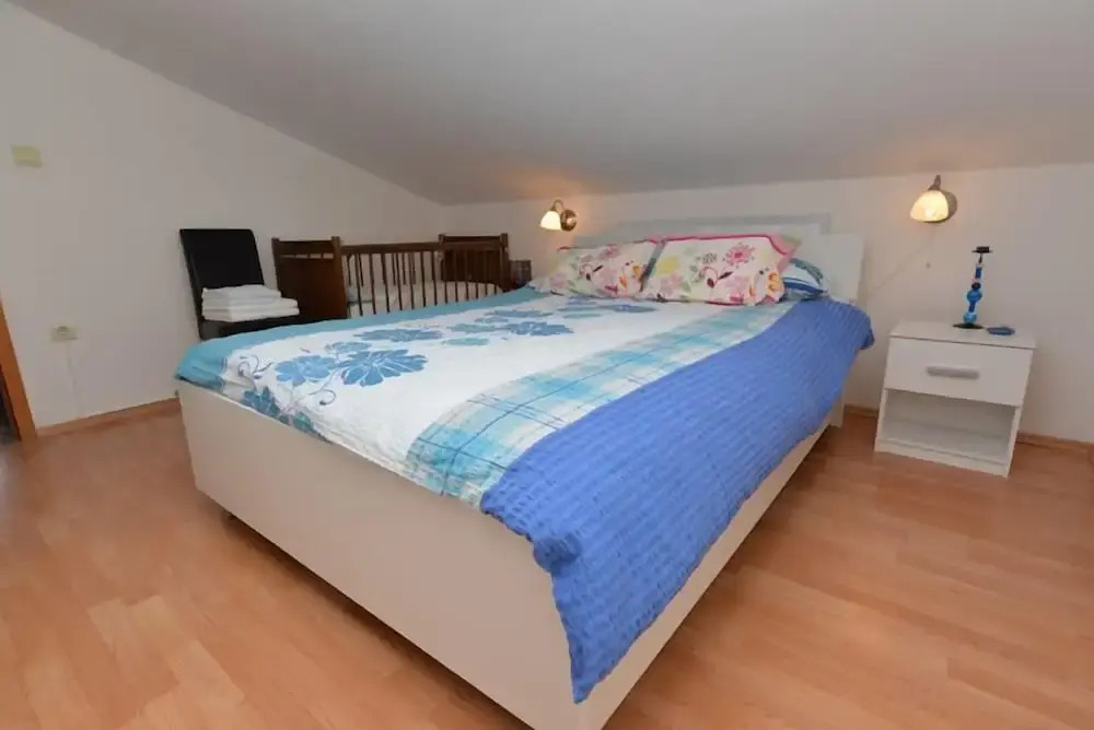 Apartment 696