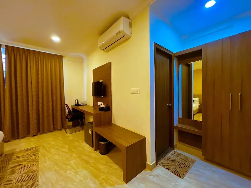 ECKO Sterling Inn Near Bangalore International Airport