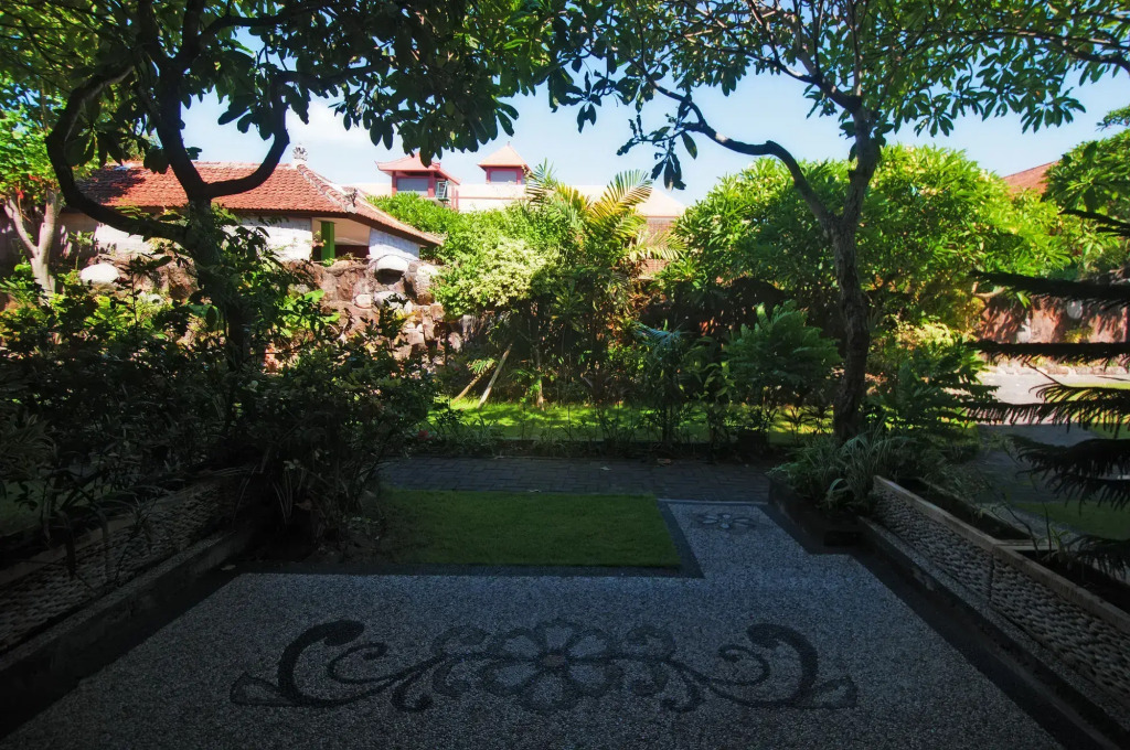 Pesona Beach Inn