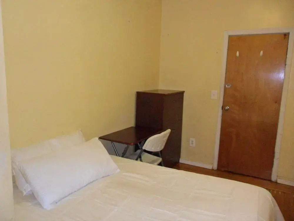 Eastern Parkway Guest House