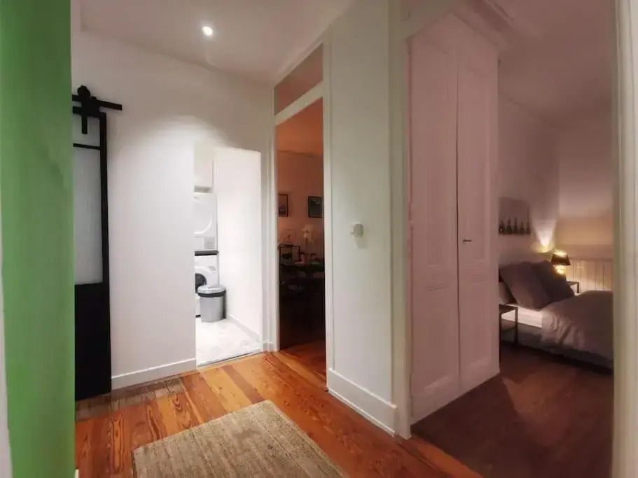2 bedroom, close to center, Plainpalais-Carouge