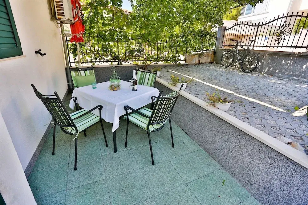 Apartments Kuić