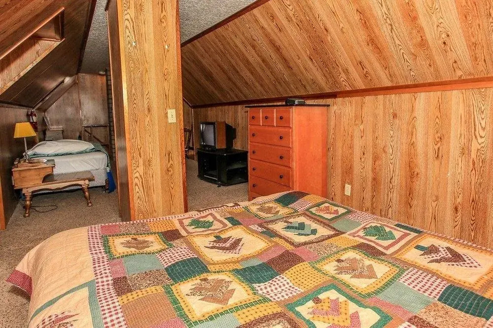 Bear Lake Cabin