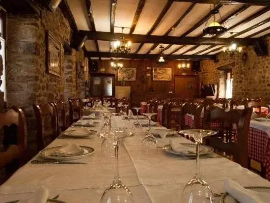 Hotel Restaurante Urgain II