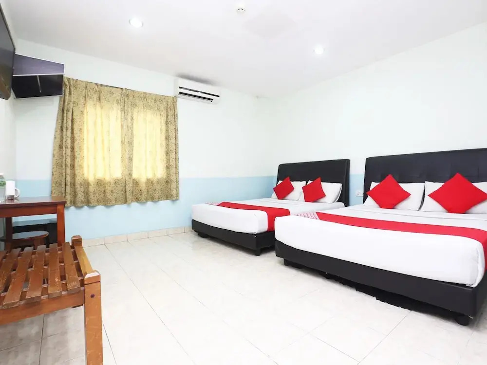 Kb 7 Days Hotel By OYO Rooms