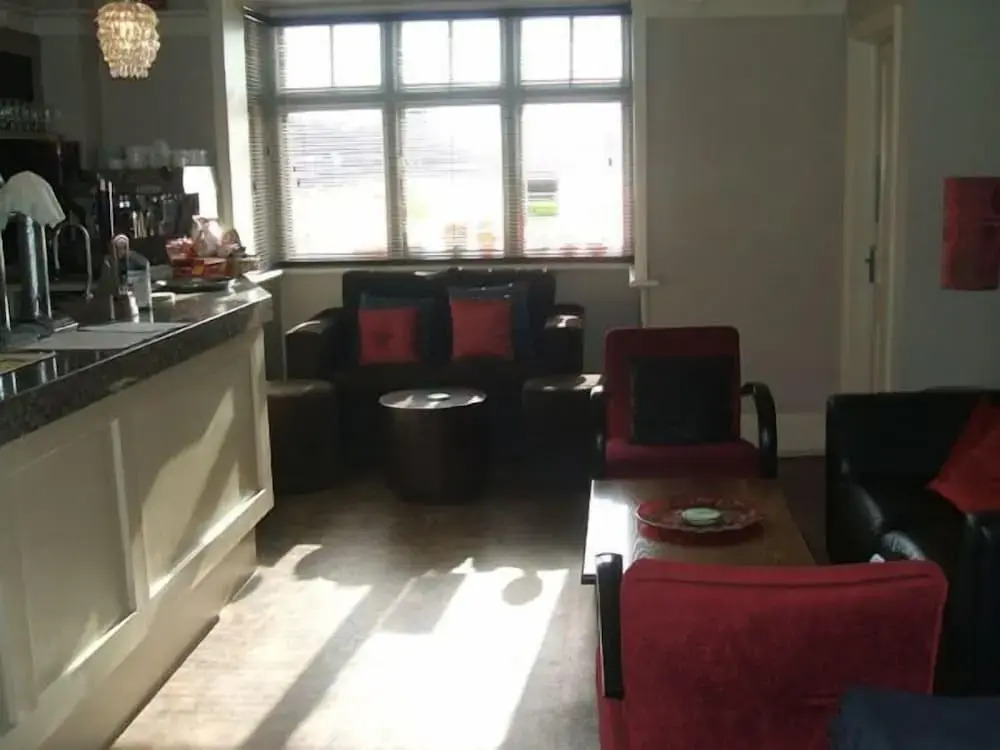 The Cliffemount Hotel