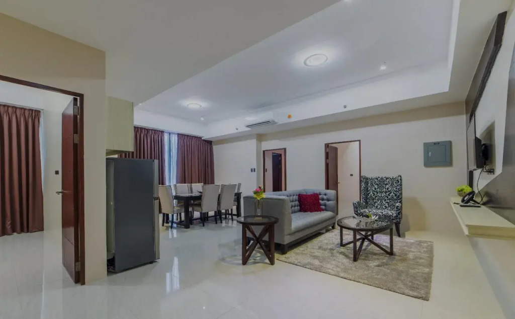 Eastland Hotel And Residences