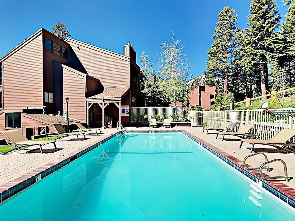Mammoth Slopes Unit #72 - 2 Br Condo