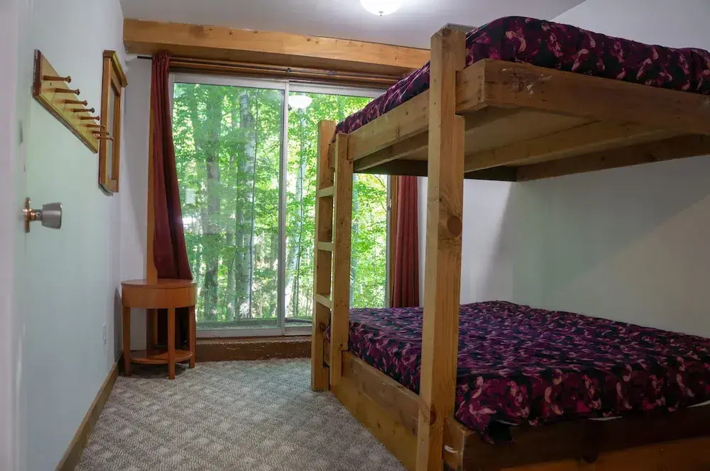 Gateside Chalets Expansive 6 Bedroom Hot Tub Near Village Blue Mountain