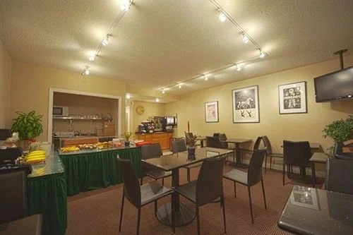 Grosvenor Suites