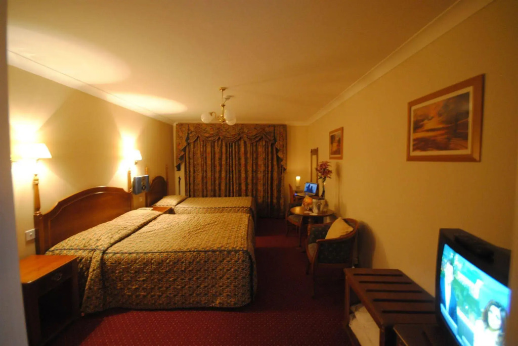 Abbey Lodge