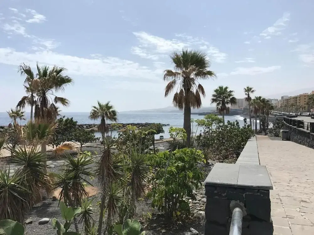 The Cozy Corner Apartment, Primera Línea con Vistas al Mar