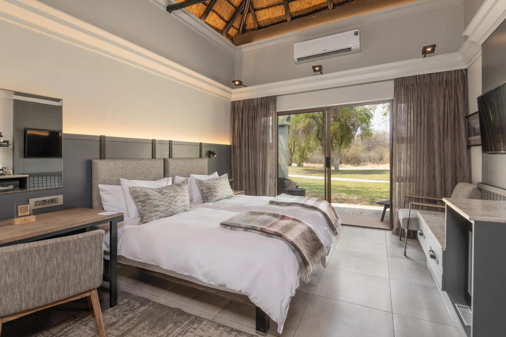 Mokuti Etosha