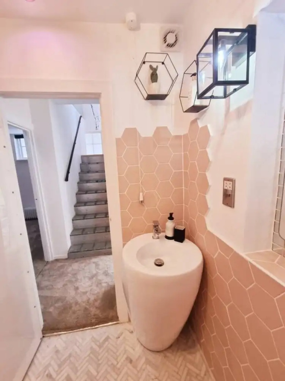 Family Cottage 2 mins from Hove seafront