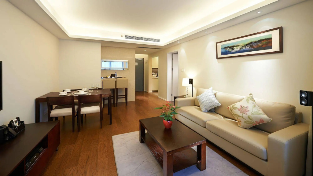 Starr Hotel and Serviced Apartment -Shanghai Jingan Railway Station