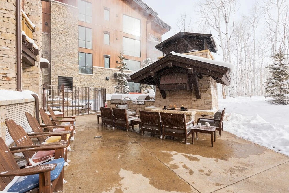 Silver Strike Lodge #403 - 2 Bed + Den
