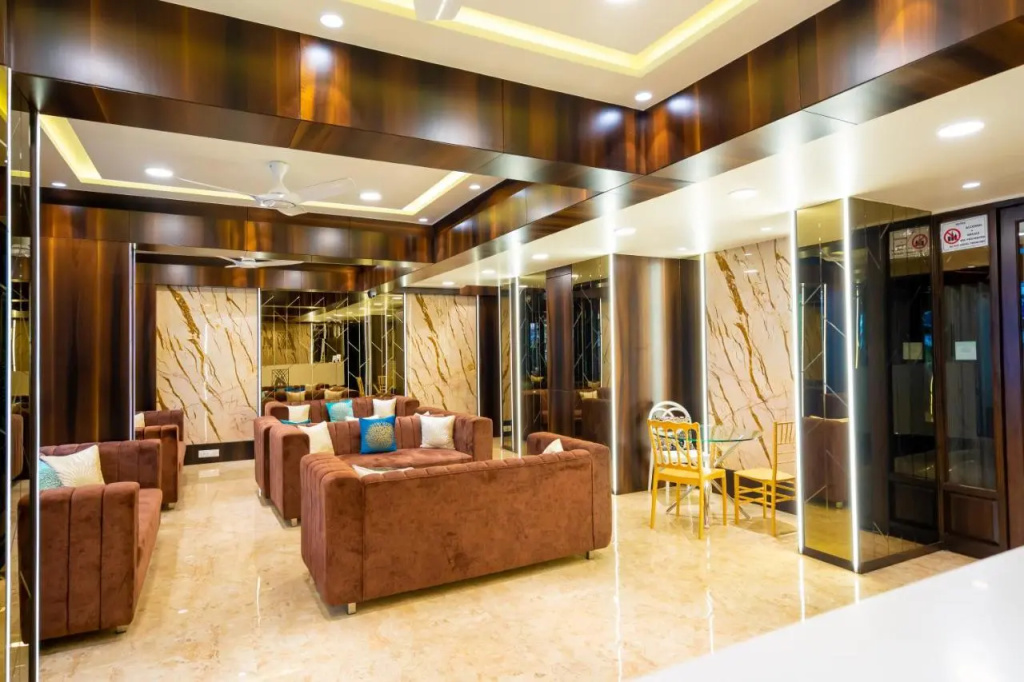 Hotel Mina International