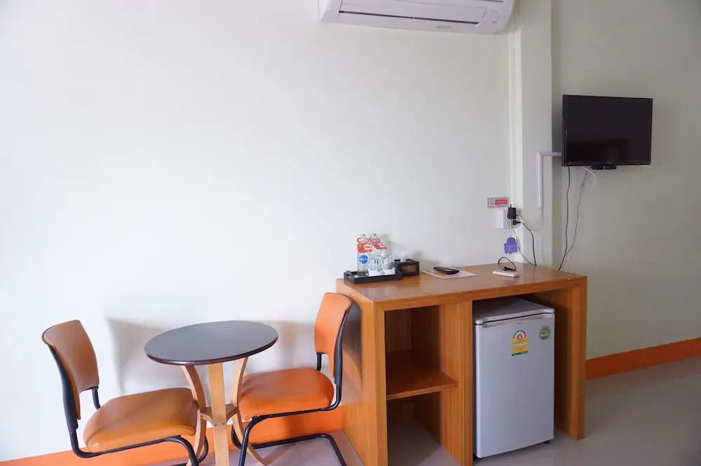 ลูกจ่าปองโฮม Lukjapong Home