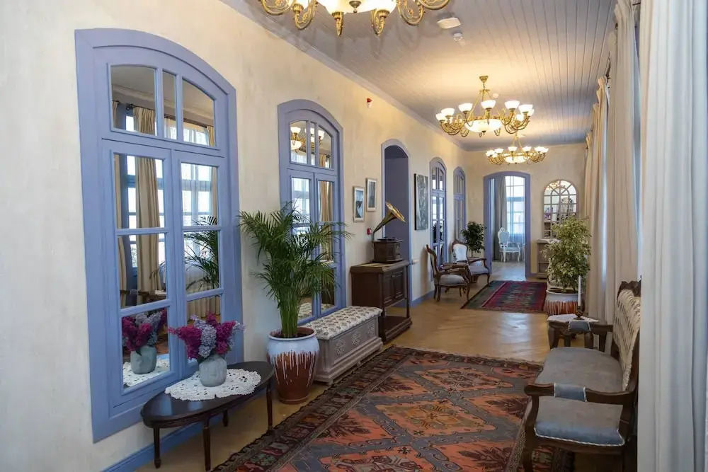 Yasemen Hotel