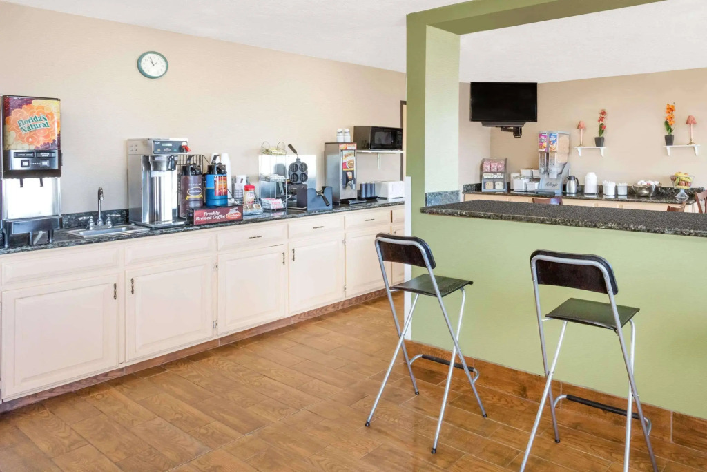 Super 8 by Wyndham Cedar City
