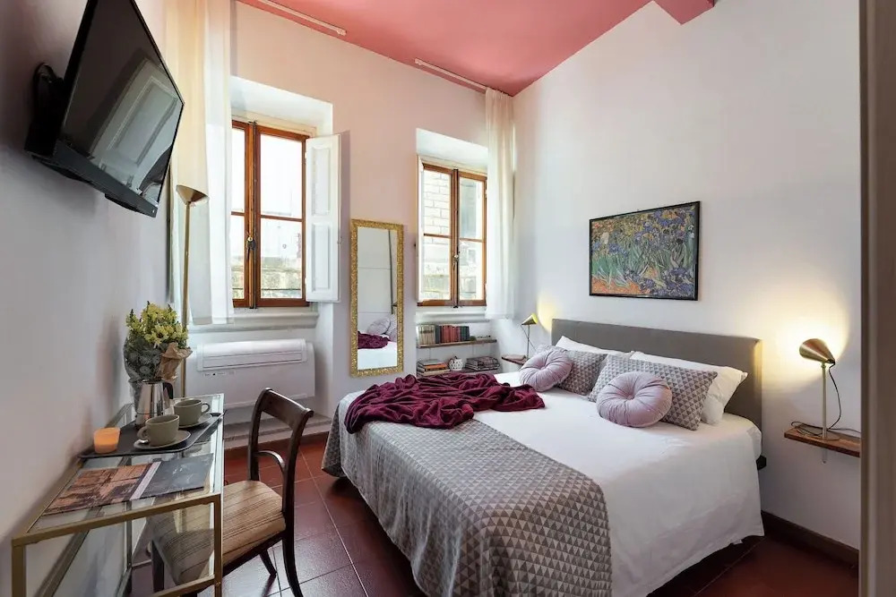 Pitti - Flo Apartments, Charme su Piazza Pitti